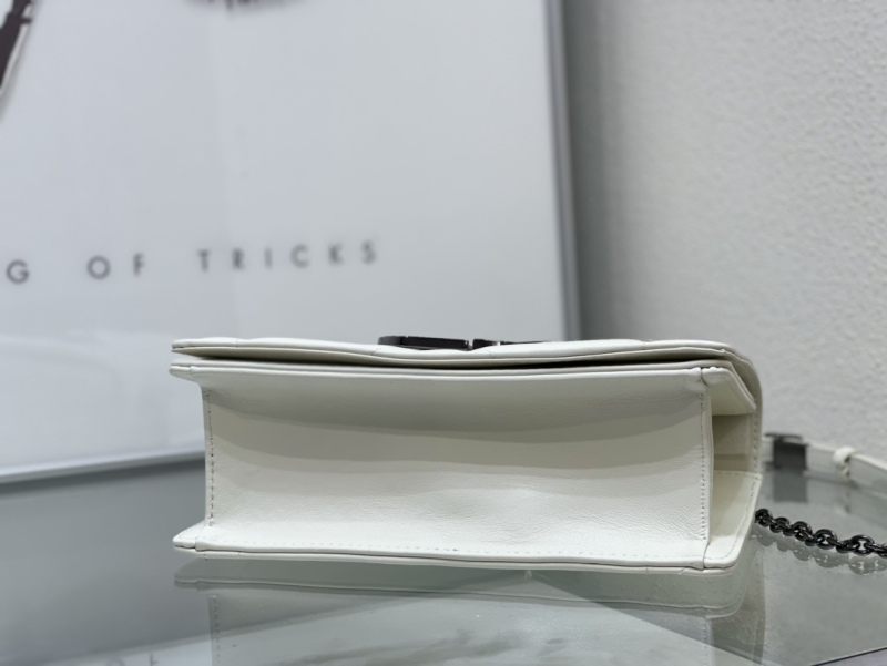 Dior 30 MONTAIGNE Flap Bag Closure CD Casp Chain Strap Handle Top Replica The Authentic Quality