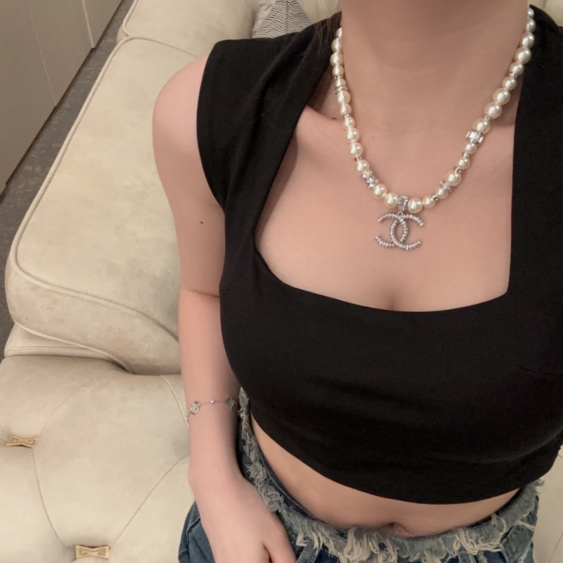 Chanel Single CC Pendant Pearl Jointed With Strass Short Necklace Replica