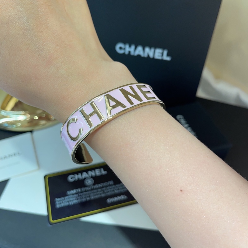 Chanel Hard Metal Brass Open Cuff Bracelet Painting Surface Carved CC Letter Replica 1：1 to the Authenic