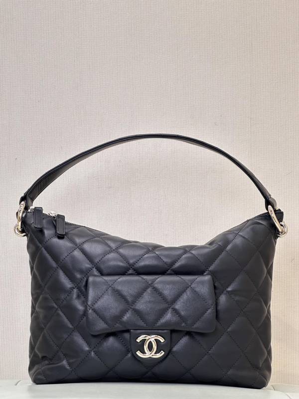 Chanel Top Replica AAA Copy fall-winter 2023/24 pre-collection 23P HOBO BAG Factory Outlet Wholesale