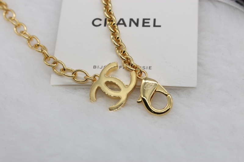 Chanel 23 24P Heart Pendant Short Chain Neckace 1:1 AAA Top Quality