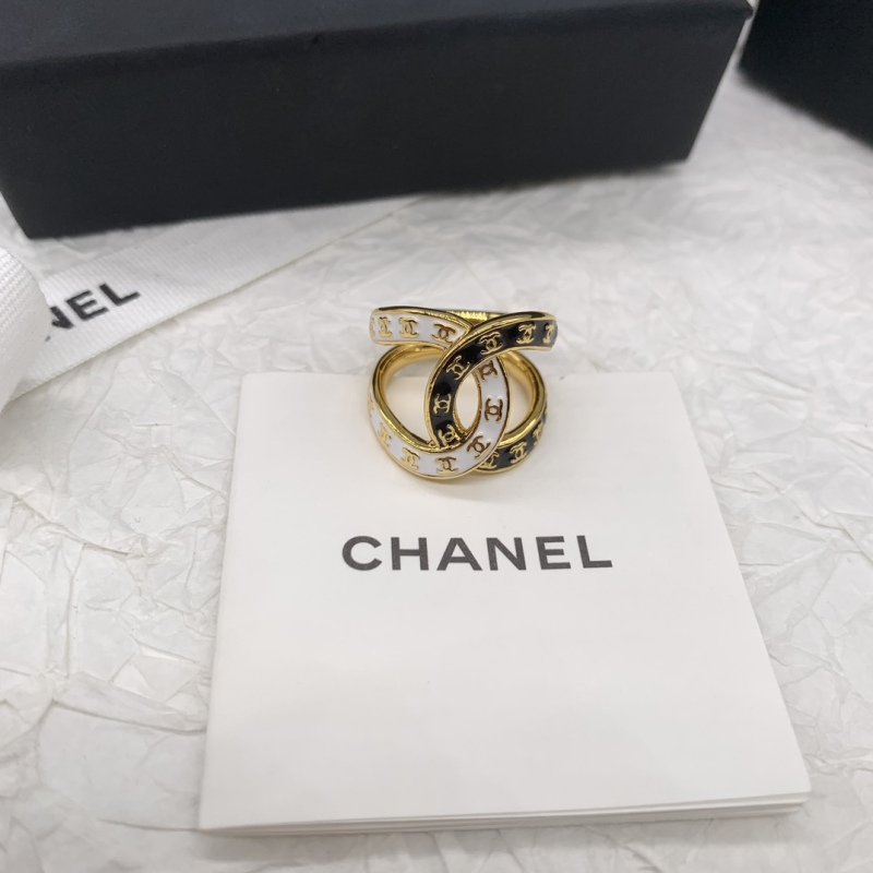 Chanel Spring Summer 24P Twisted Monogram CC Ring Factory Outlet Wholesale Top 1:1 AAA vs Genuine