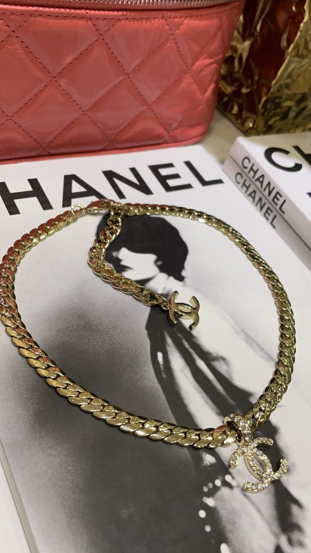 Chanel spring-summer 2024 pre-collection Thick Chain Adjustable Short Necklace Choker Strass Crystal Outlet Wholesale Top 1:1 AAA vs Genuine