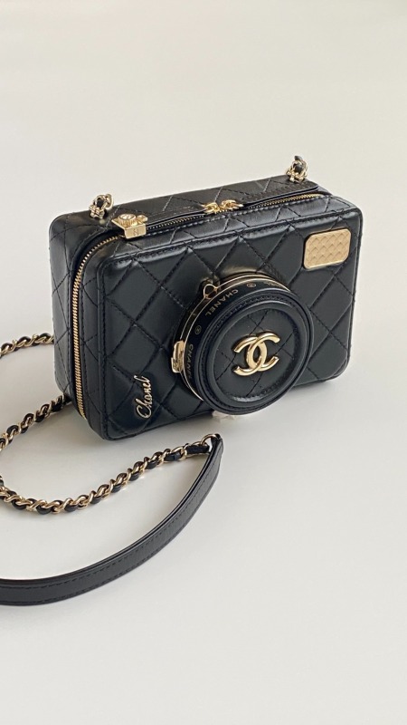 Chanel Spring Summer 2024 24SS CAMERA BAG Lambskin Gold-Tone Metal Factory Outlet Wholesale Top 1:1 AAA vs Genuine