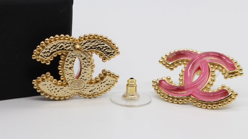 Chanel Spring Summer 2024 Pre-collection 24P Metal Resin Pink CC Stud Earring 1:1 AAA Top Quality Factory Outlet Wholesale