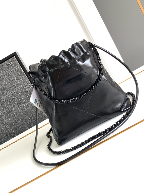 Chanel Spring Summer 2024 Pre-collection 24P Chanel 22 Handbag Shiny Shiny Calfskin Black 1:1 AAA Top Quality vs Genuine Factory Outlet Wholesale