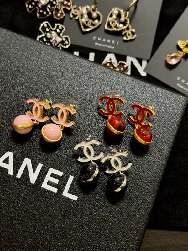 Chanel Enamel Ball Pendant Stud Earring 1:1 AAA Top Quality Replica vs Genuine Factory Outlet Wholesale