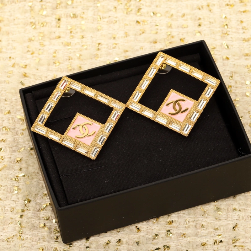 Chanel 23 24 Shombic Strass Pink Enamel Hollowed-out Earring1:1 AAA Top Quality vs Genuine Factory Outlet Wholesale
