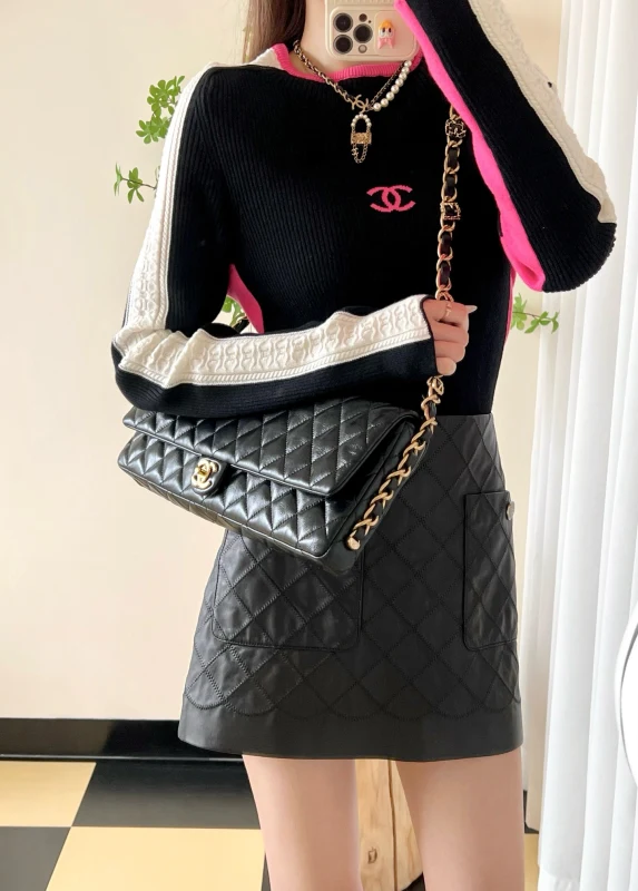 Chanel 24A Maxi Long Clutch Bag Shoulder 𝖵𝗂𝗇𝗍𝖺𝗀𝖾 Lambskin Gold-Tone Metal 1:1 AAA Top Quality vs Genuine Factory Outlet Wholesale