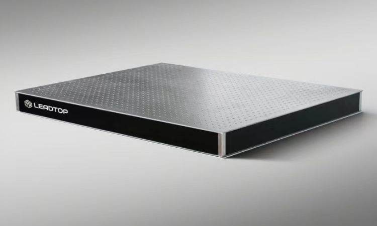 The MOT-F series of optical platform plates with honeycomb core