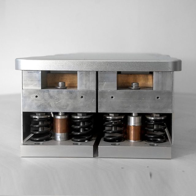 VCM-D400 Active Vibration Isolation Strip