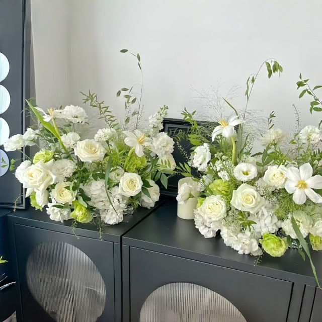 Wedding Real Touch Artificial Flower Ball  Elegant Flower Ball Centerpiece Table Decoration Flower for Wedding Event Decor