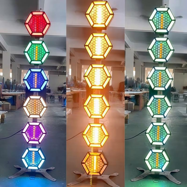 MINI 6eyes LED Retro Light with auxiliary lighting