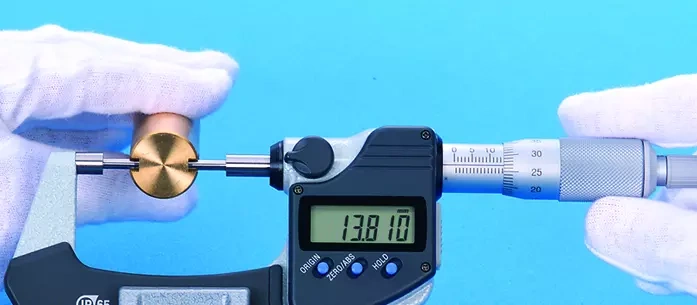 Digital Spline Micrometer IP65 0-25mm, 3mm Measuring Face 331-251-30