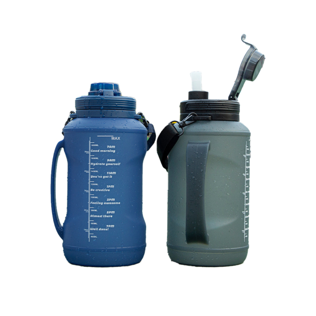 1 Gallon Reusable Folding Water Jug