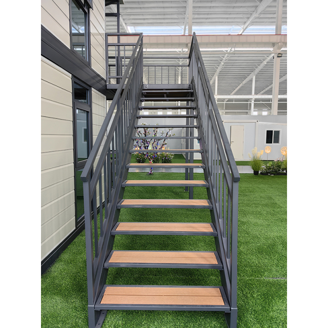 Two-Story Expandable House