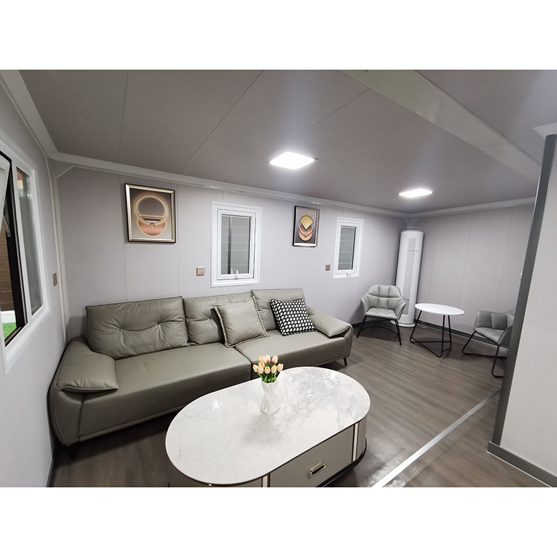 Expandable House With Trailer