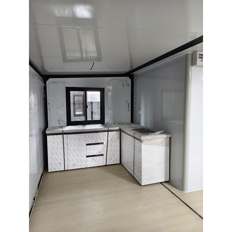 Custom Exterior Wall Expandable Container House