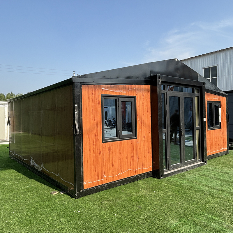 Expandable Container House With Triangular Roof