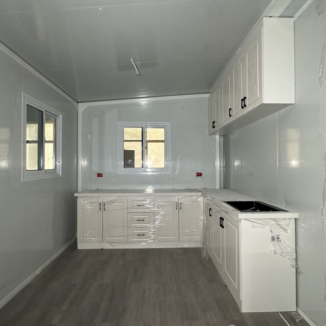 Raise the height of the Container House