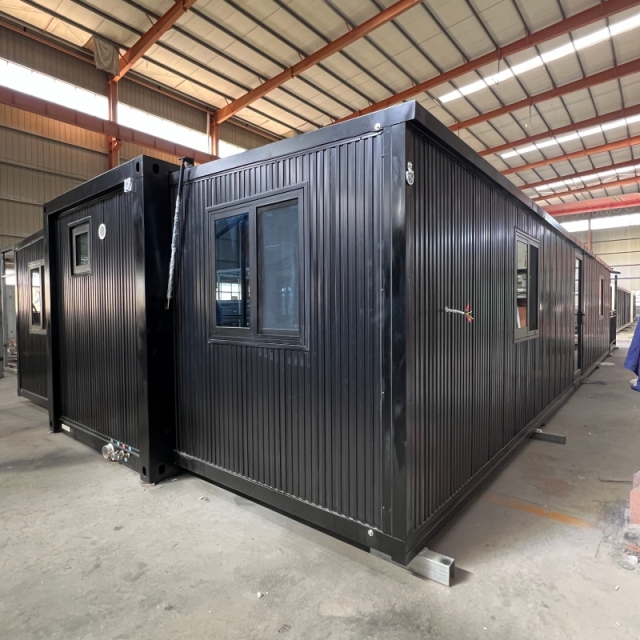 Granny Flat Luxury Prefabricated House With Porch + Shelter