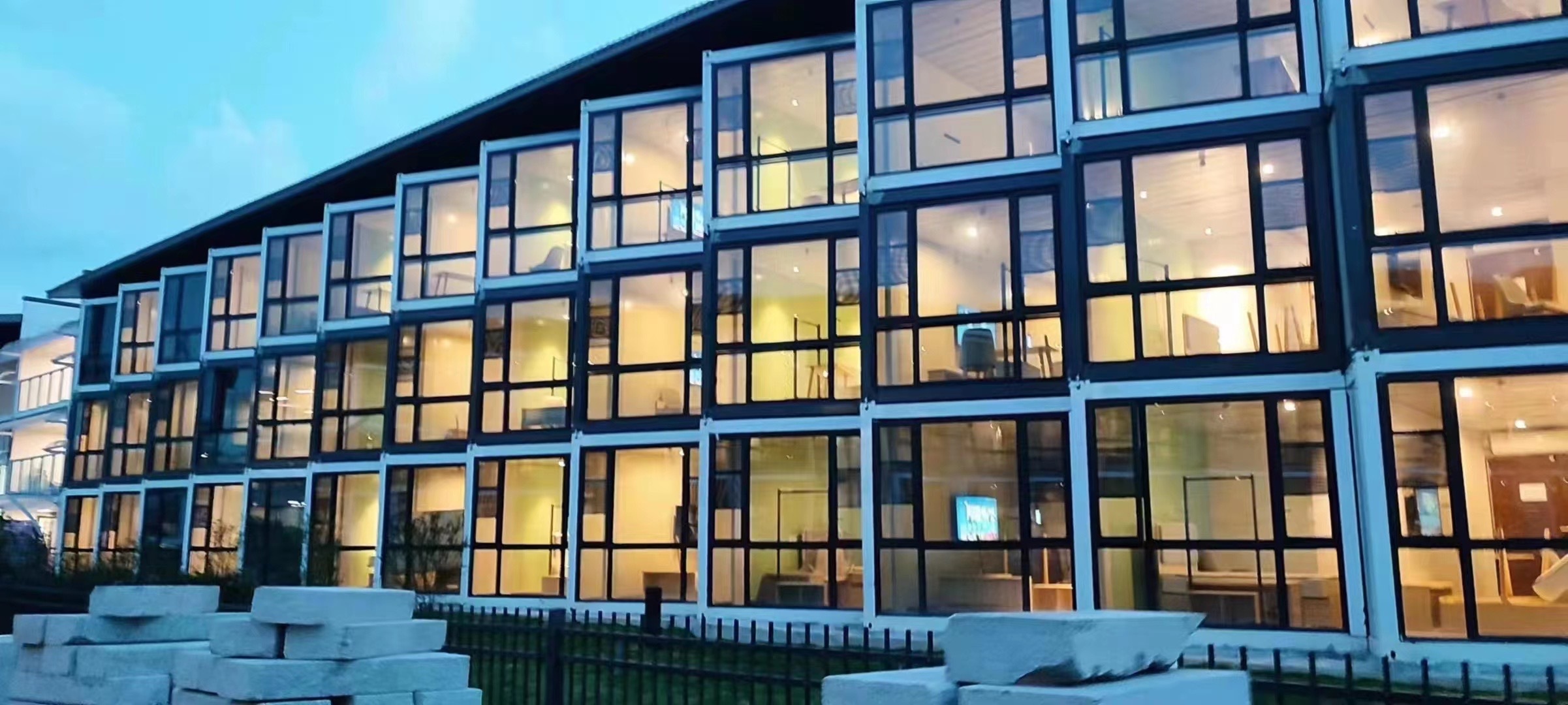 Container hotel luxury prefabricated building