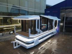 Moving Space capsule house
