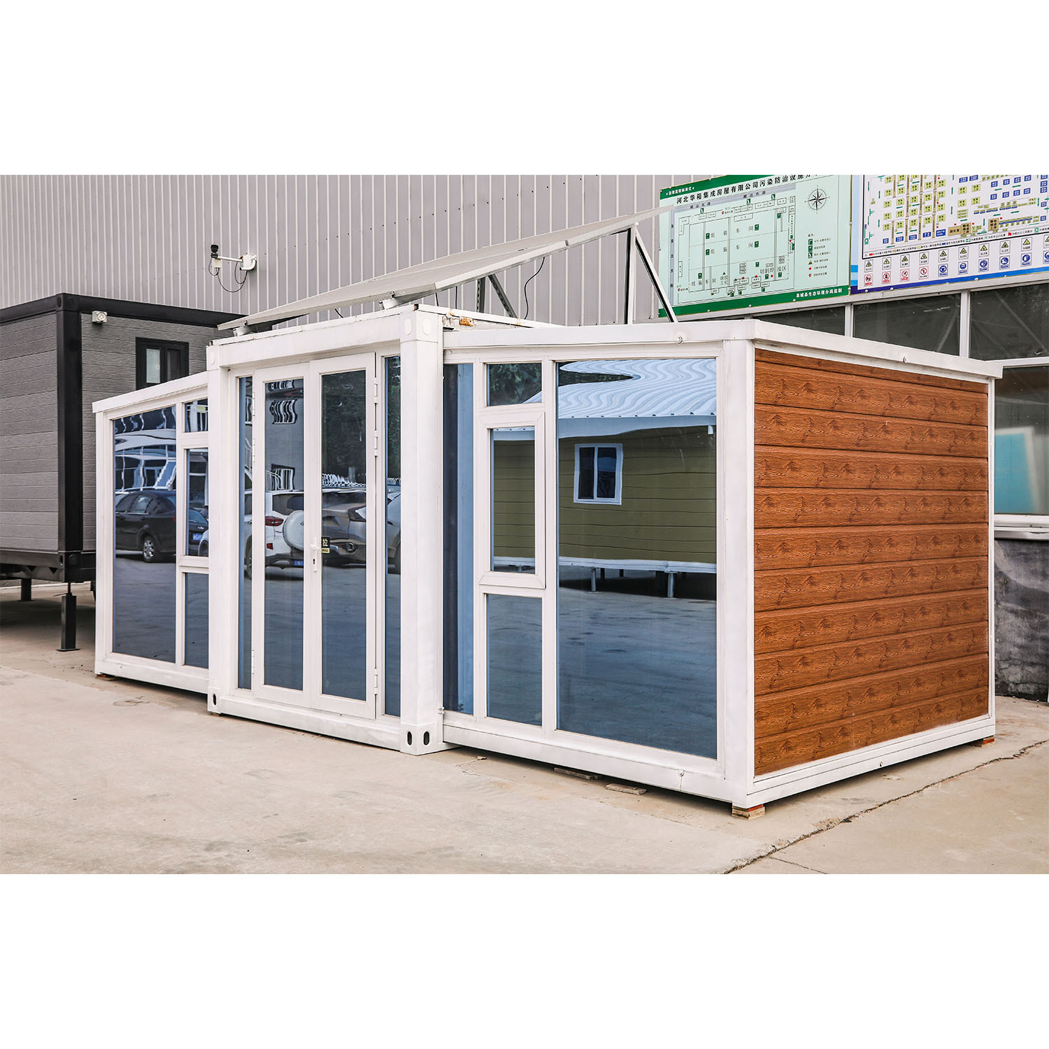Solar Panel Expandable House