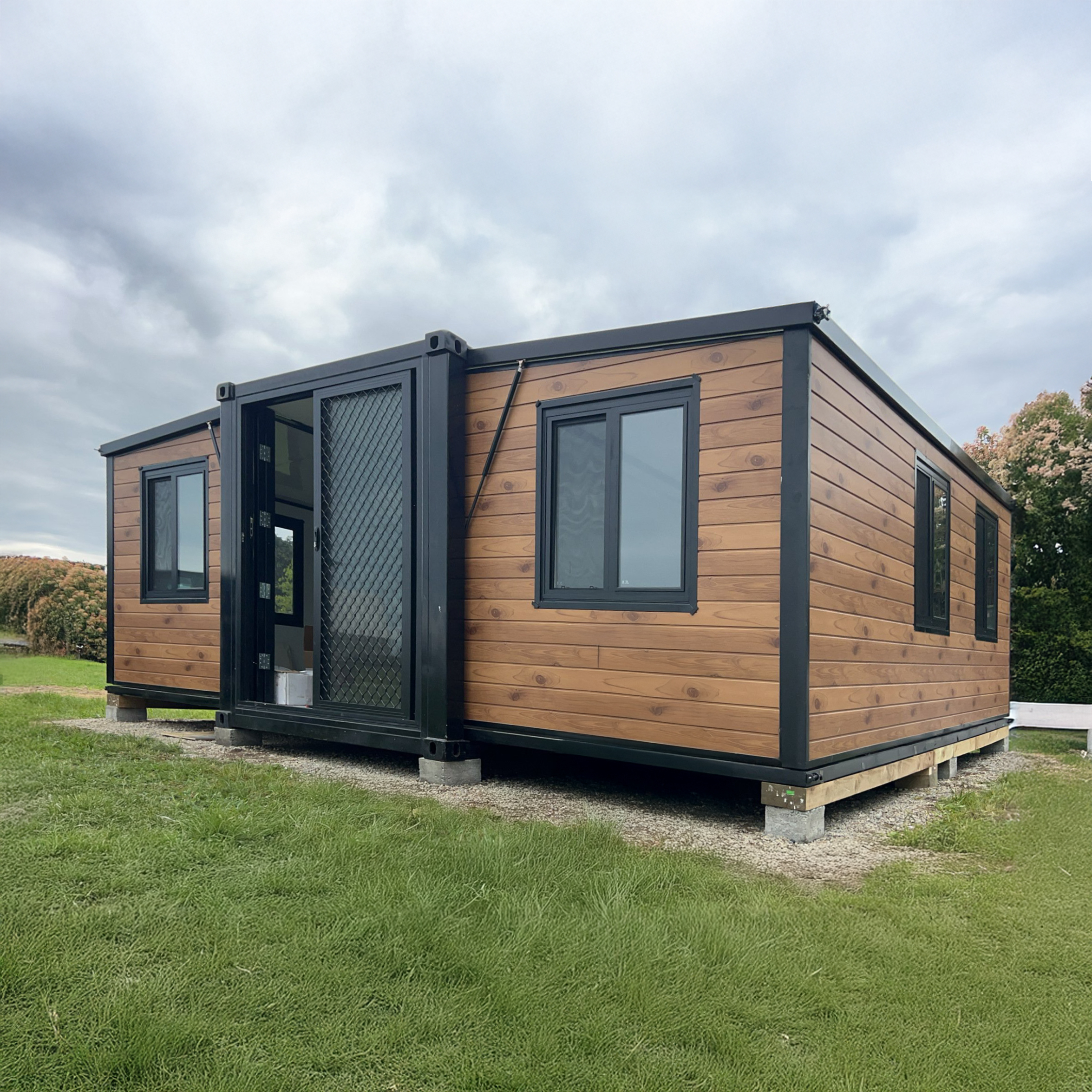 Affordable Prefabricated Foldable Tiny House | Modular Design for Easy Installation & Retail Distribution in Australia