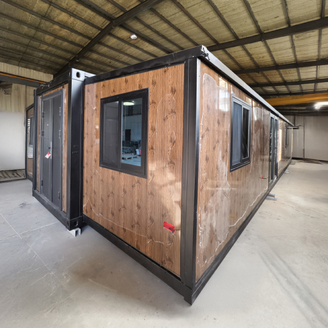 40ft Expandable Container House – Spacious, Durable & Ready to Install