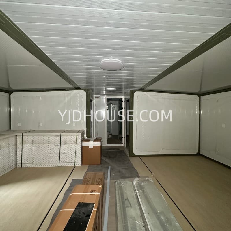40ft Prefab expandable container homes with toilet and shower（4 Bedrooms and 2 Bathrooms）