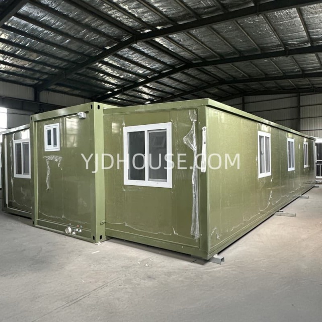 40ft Prefab expandable container homes with toilet and shower（4 Bedrooms and 2 Bathrooms）