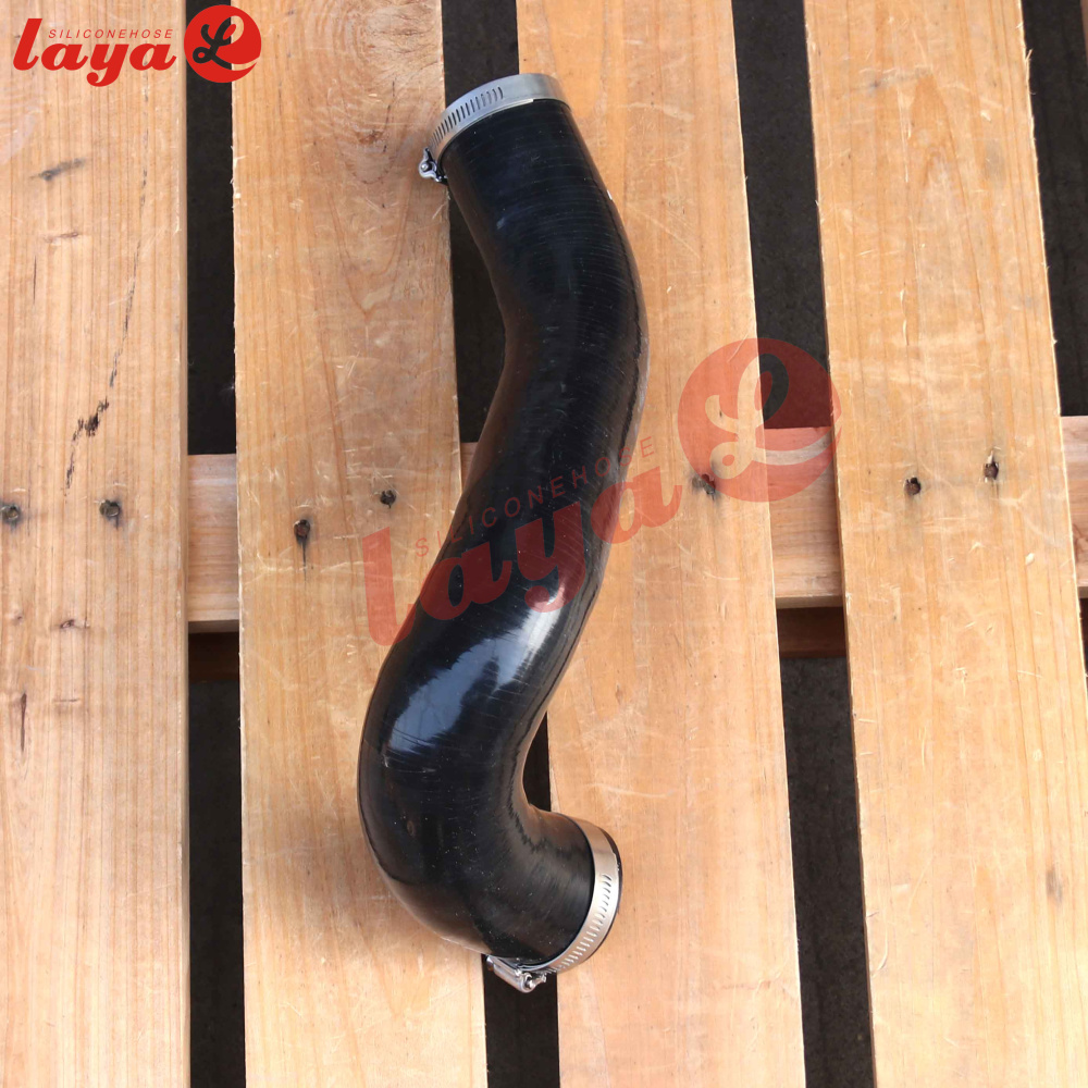 HOLDEN COLORADO 2.8L 2012-2013 HOT SIDE Intercooler SILICONE Inlet Pipe HOSE