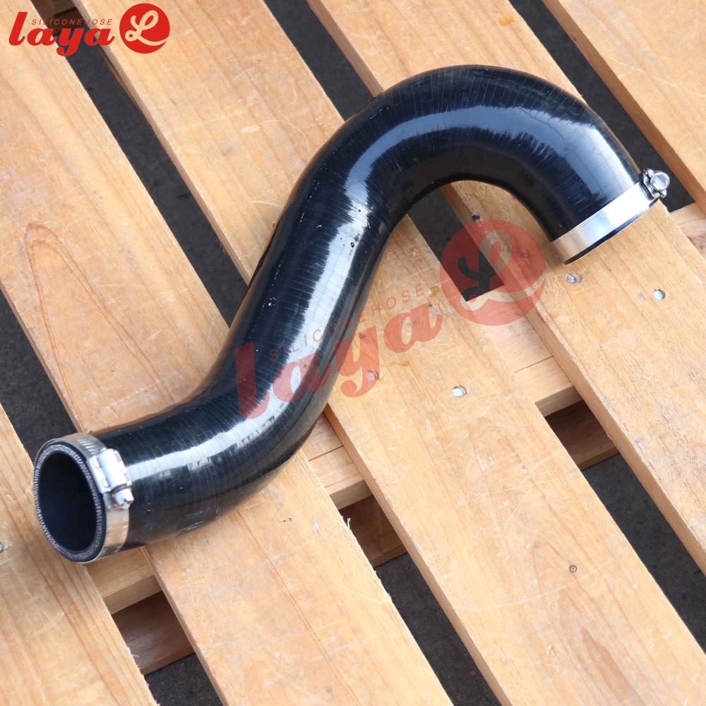HOLDEN COLORADO 2.8L 2012-2013 HOT SIDE Intercooler SILICONE Inlet Pipe HOSE