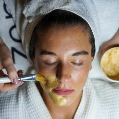 24K Gold Peel Off Face Mask