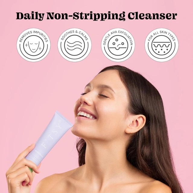 OEM Glow Essential Bundle Hydration Cleansing Skin Care Set Facial Korean Skin Care Set & Kits For All Skin Type