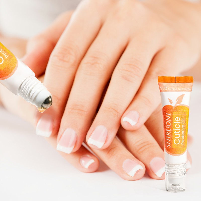 Ingredients & Benefits Almond Oil: Deep hydration, improves nail flexibility. Jojoba Seed Oil: Mimics natural skin oils for moisture retention. Sunflower Seed Oil: Rich in vitamin E, soothes and protects. Vitamin E: Antioxidant that promotes skin healing and nourishment.
