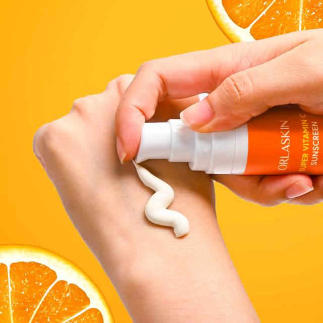 Super Vitamin C Pump Sunscreen [ In-stock ]