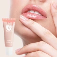 Hydrating lip balm with ceramides and hyaluronic acid texture
