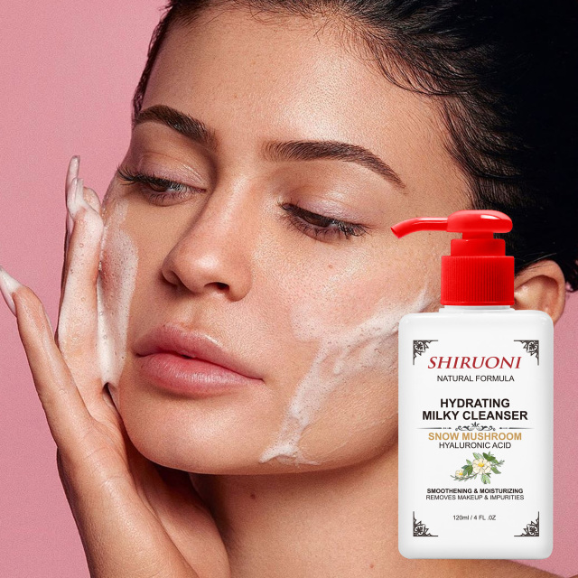 Natural facial cleanser with elderflower water ingredients