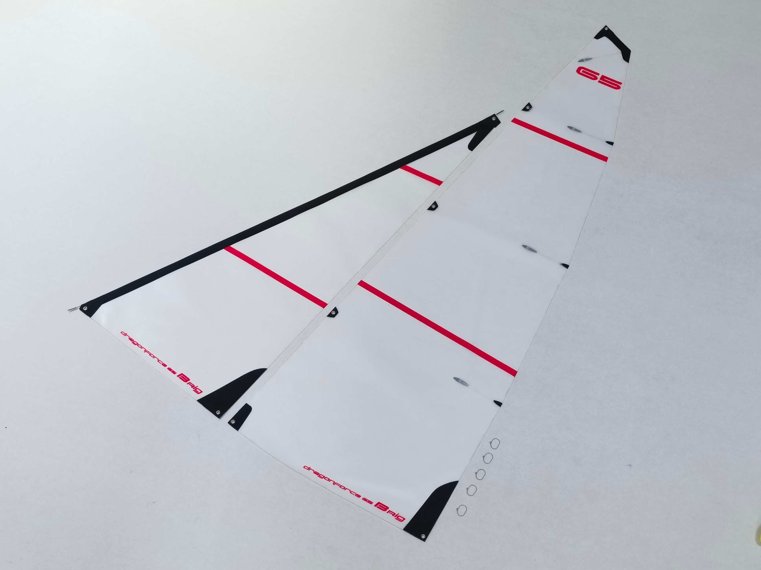 DF65V6-V8 B Sail Set 50 micron Mylar, Round tube packed