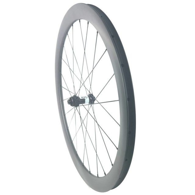 700C Light Weight Road Bike Carbon Wheels Disc Brake 28mm External Width 21mm Internal Width Tubeless DT 350Sl hub