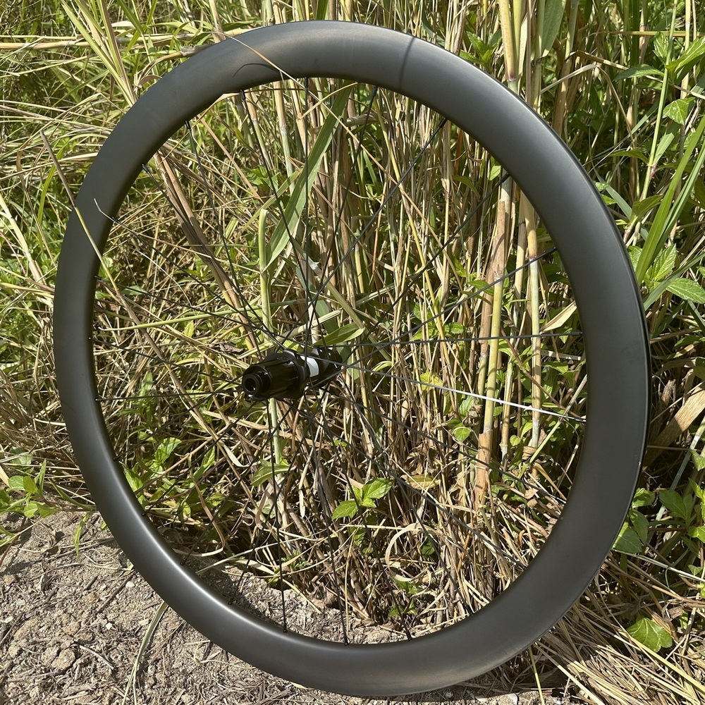 700C Light Weight Road Bike Carbon Wheels Disc Brake 28mm External Width 21mm Internal Width Tubeless DT 350Sl hub