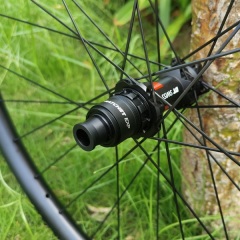 Super Light 29ER MTB Carbon Wheels 35mm External Width 25mm Depth Asymmetrical DT 240 EXP Boost