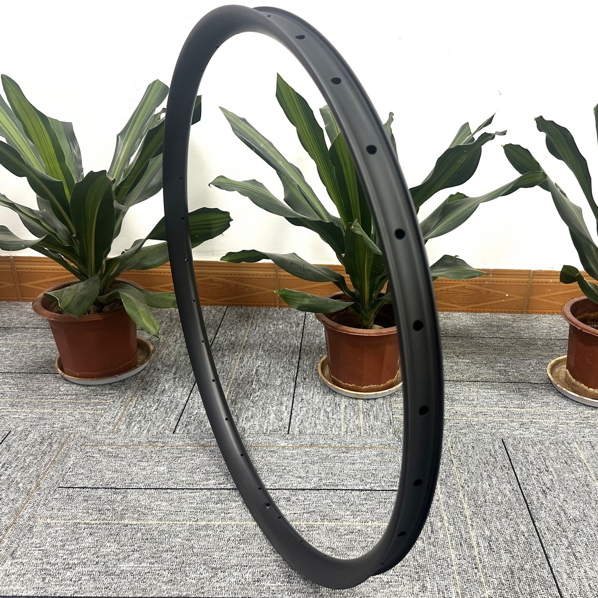 29ER Super Light MTB Carbon Rims 38mm Width 26mm Height Low Profile Asymmetric Mountain Bicycle Rims