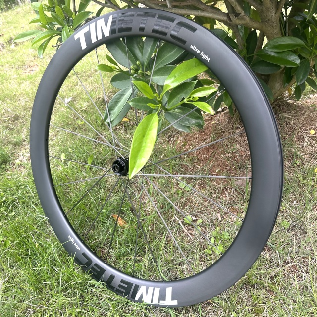 700C Ultra Light Gravel Bike Carbon Wheels 24MM Inner Width T800 Carbon Spokes Centerlock Tubeless Ready HG XDR 30mm 35mm 40mm 45mm 50mm 55mm 60mm