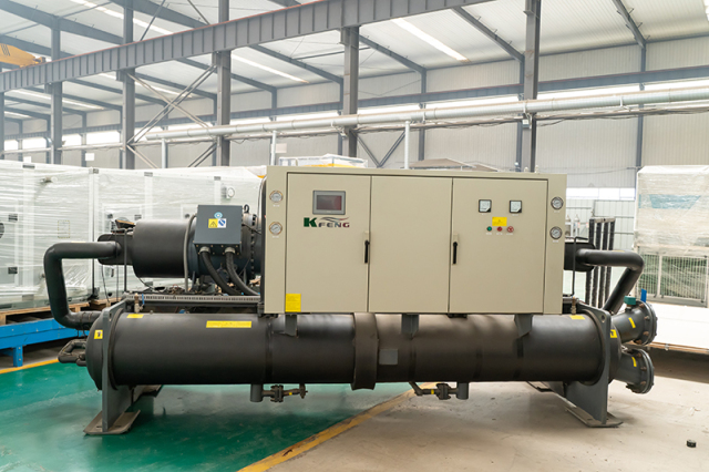 مبرد المياه المبردة بالمياه