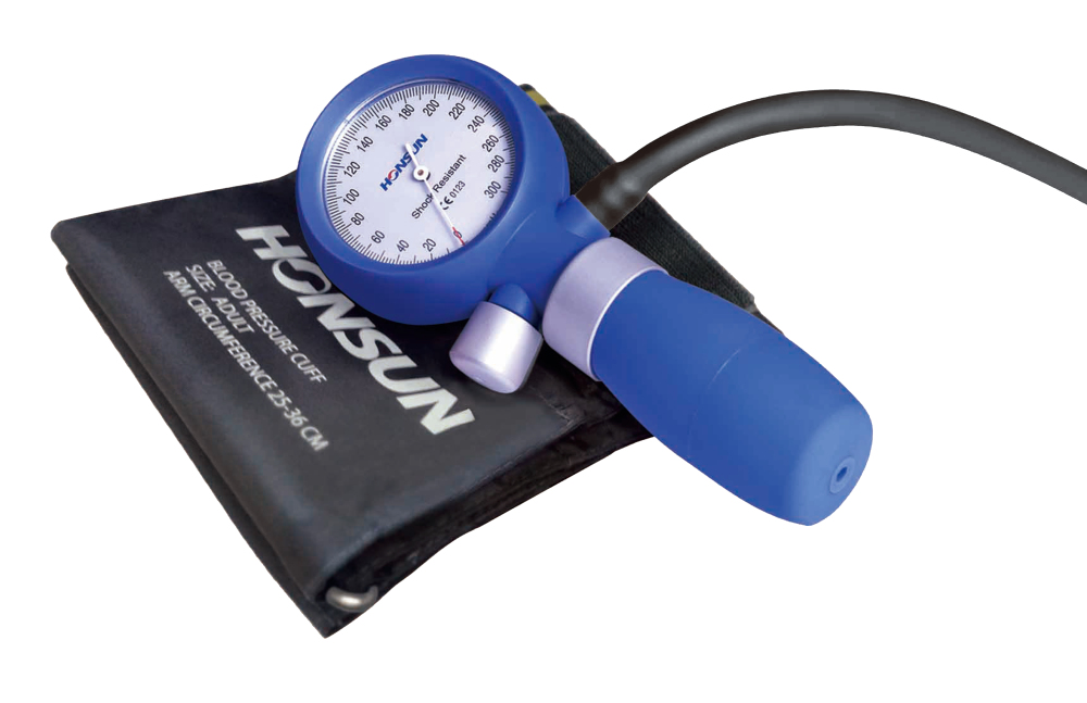 Palm Style Aneroid Sphygmomanometer – Shock Resistant Manual BP Cuff with Carrying Bag for Adults -- HS-201Y