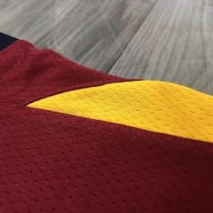 MensLeBron James Maroon Swingman Player Jersey - Icon Edition