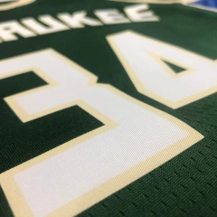 Mens Giannis Antetokounmpo 2020-21 Green Swingman Jersey - Icon Edition